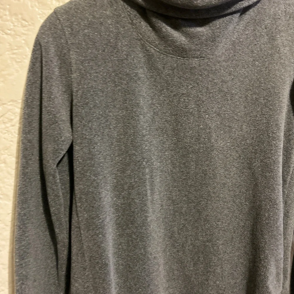 Nike Therma‎ Dri-Fit Tunic Cozy Gray Cowl Neck Sweater pocket fleece size Small